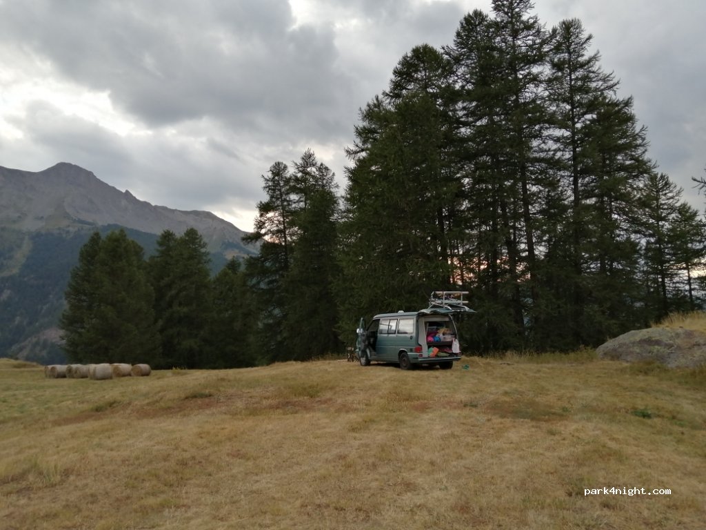 (05350) Molines-en-Queyras - Unnamed Road — foto 2