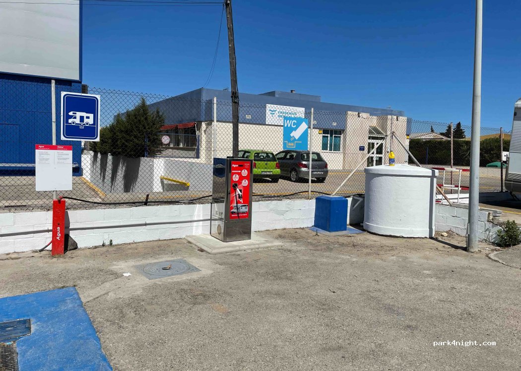 (11540) Sanlúcar de Barrameda - 19 Carretera de Chipiona — foto 3