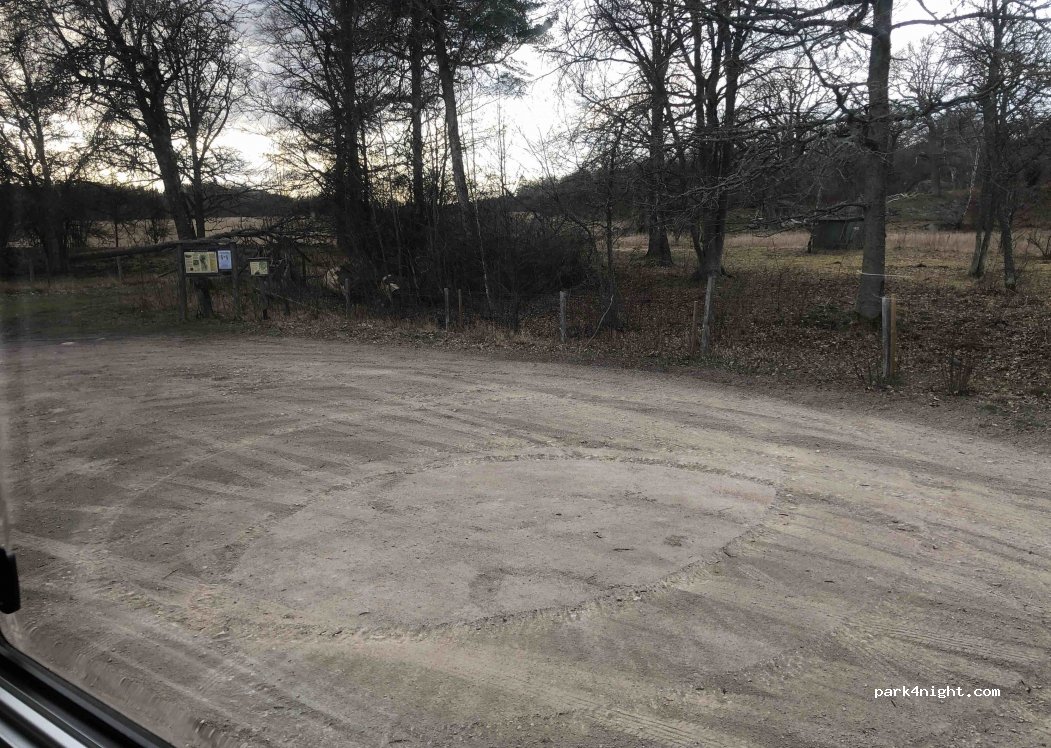 (370 24) Nättraby - 62 Hasslövägen — foto