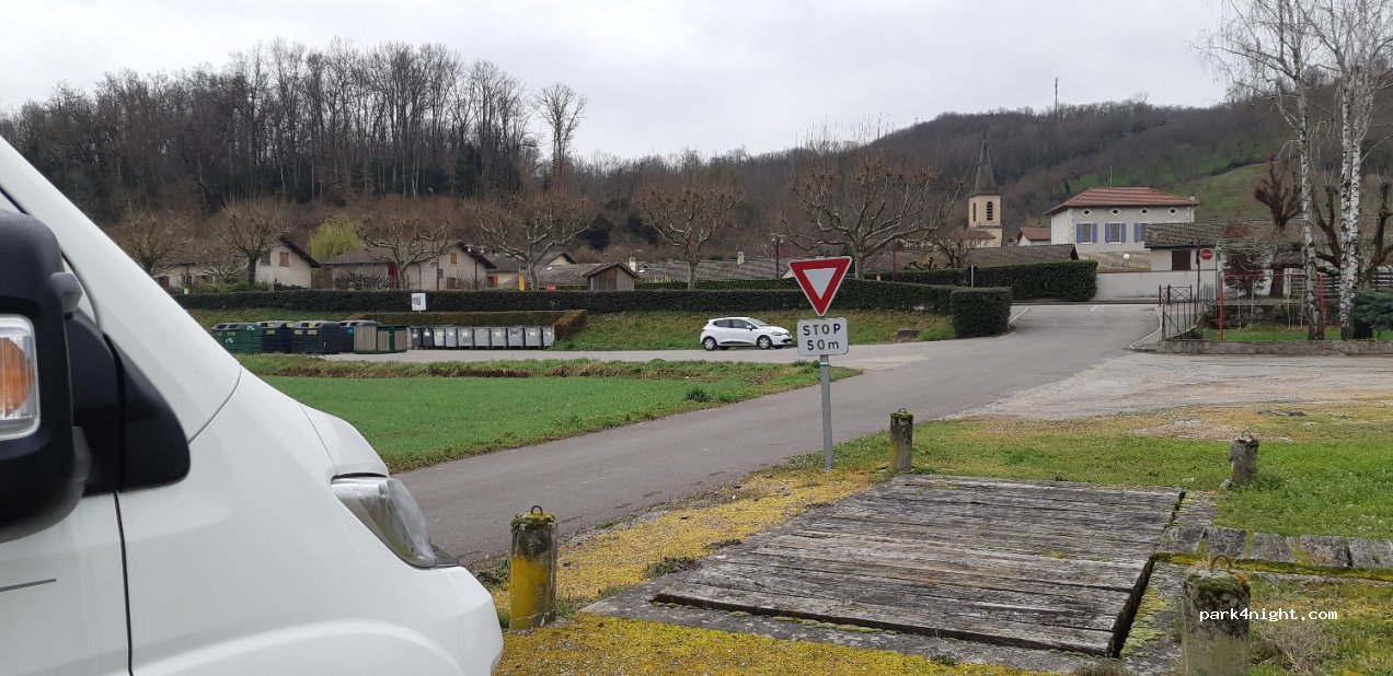 (26190) Saint-Thomas-en-Royans - 5 Route du Vercors — foto 2