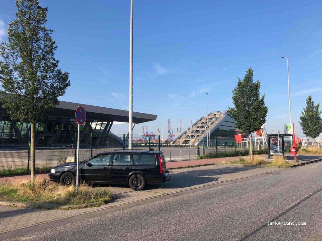 (22767) Hamburg - 135 Große Elbstraße — foto