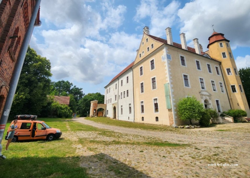 (17328) Penkun - 1 Schloßhof — foto 3