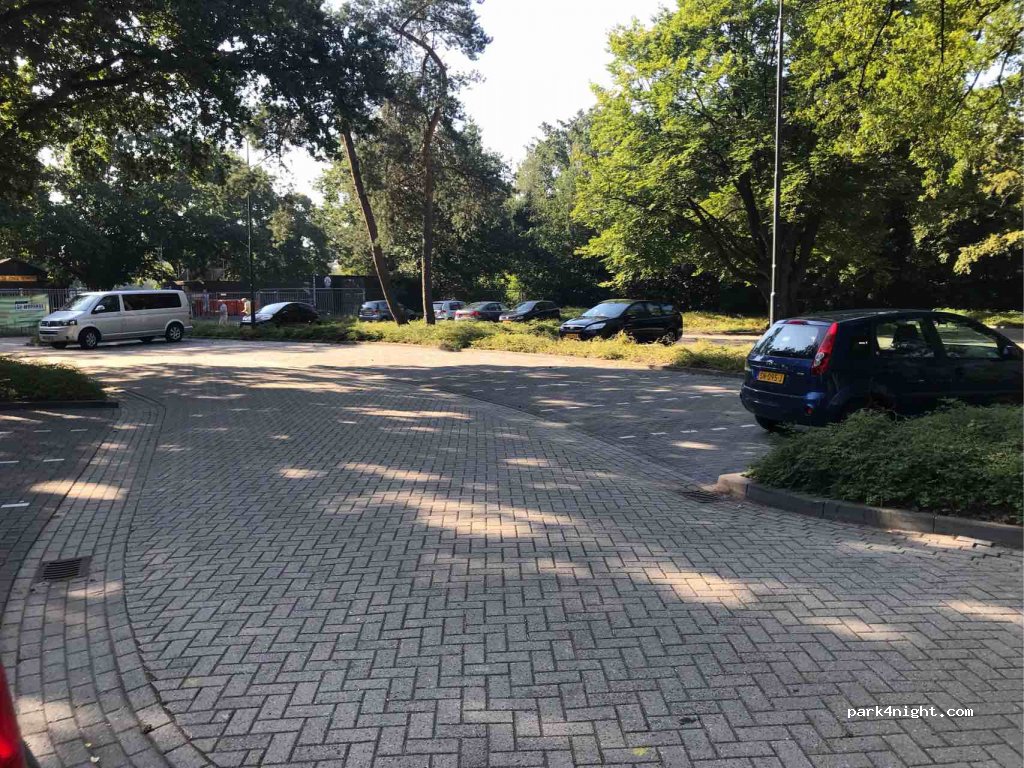 (4904 SB) Oosterhout - 115 Bredaseweg — foto