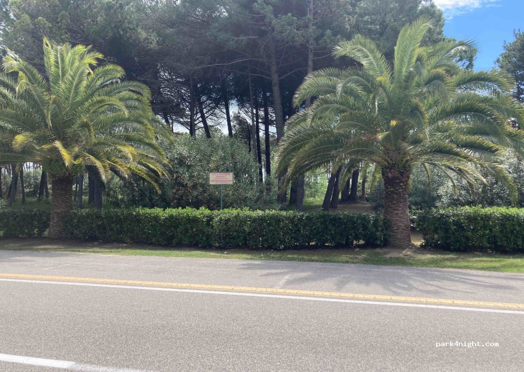 (33054) Lignano Sabbiadoro - 10 Calle Bach — foto