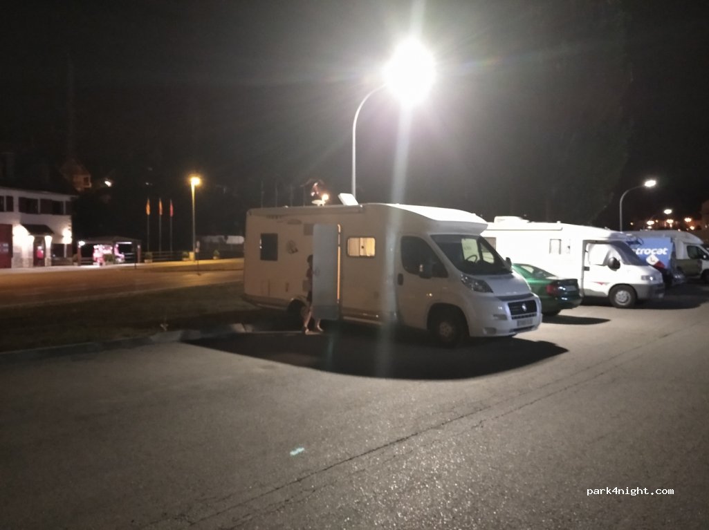 (25530) Viella - 27 Carretèra de França — foto
