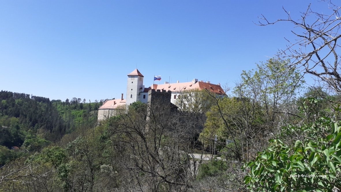 (671 10) Bítov - — foto 2