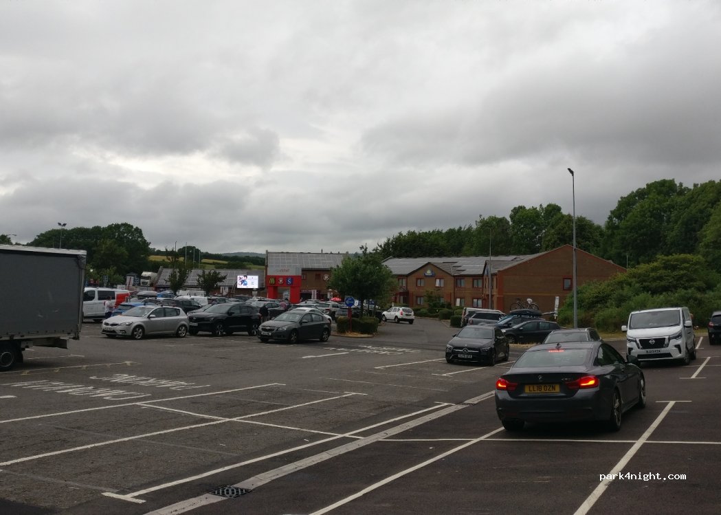 (NP26 3HW) Magor - 14 Saint Bride's Road — foto 4