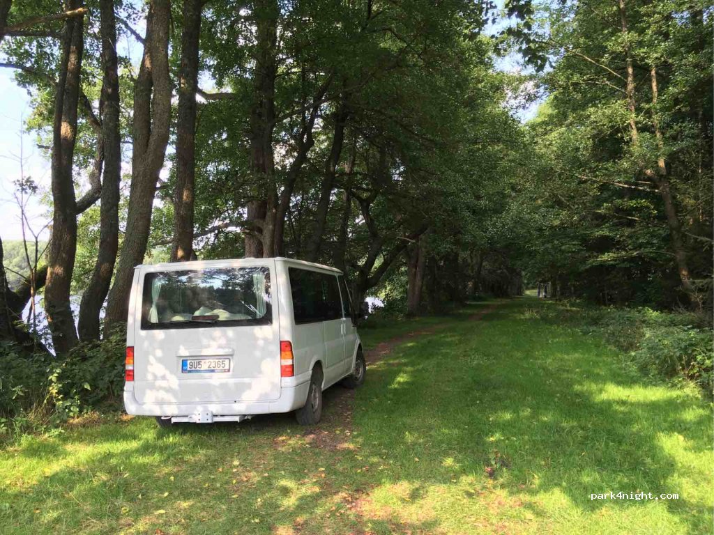 (347 01) Halže - — foto