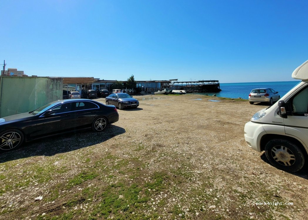 () Durrës - 86 Rruga Currila — foto 2