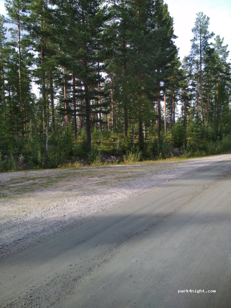(823 91) Bofara - Unnamed Road — foto