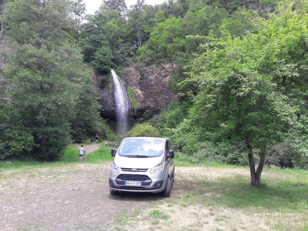 (15170) Neussargues en Pinatelle - La Tourille — foto 3