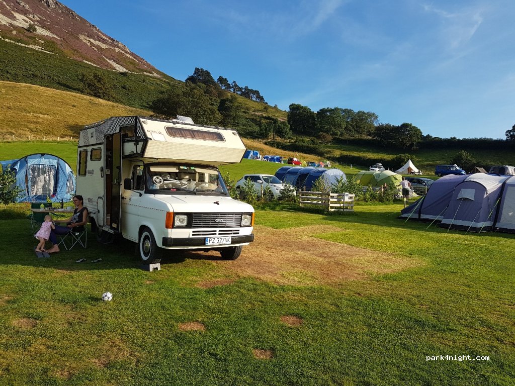 Trwyn yr Wylfa Caravan & Camping Site — foto