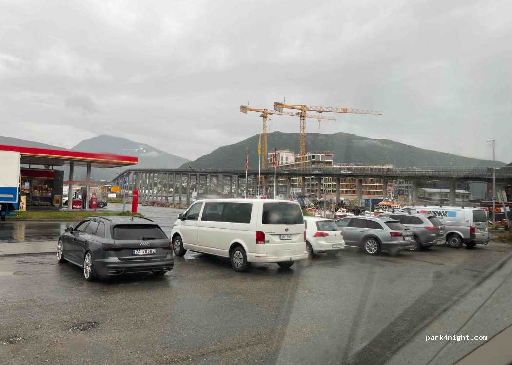 (9008) Tromsø - 15 Fr Nansens plass — foto 3