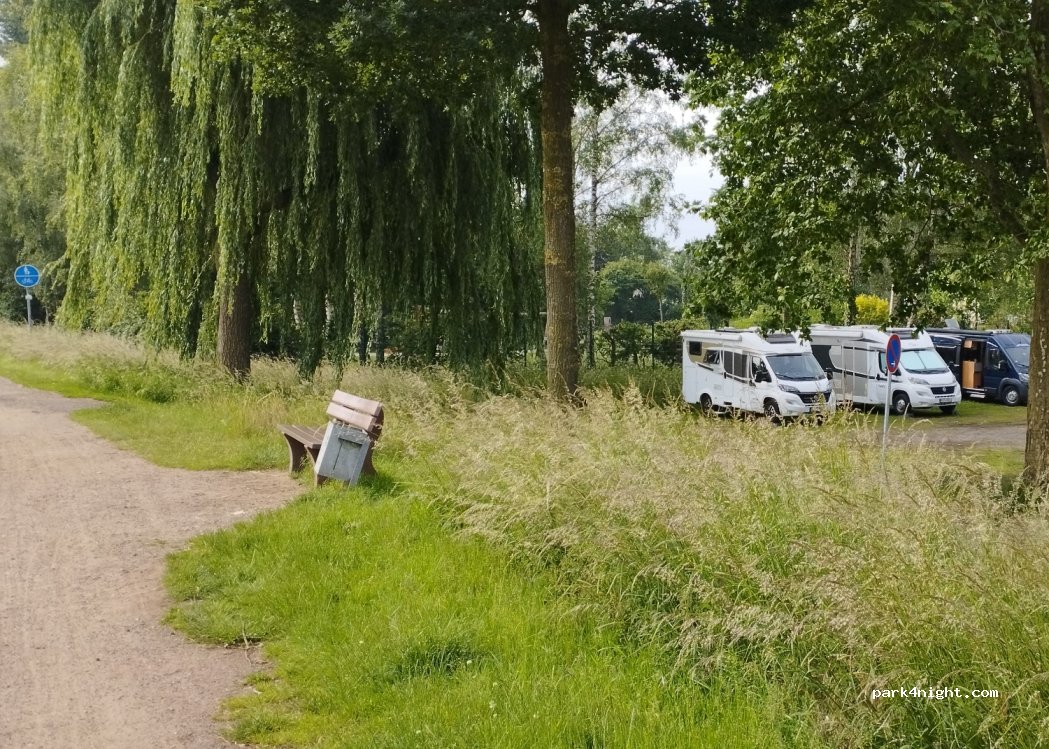 Wohnmobilstellplatz am Freibad in Schüttorf — foto 2
