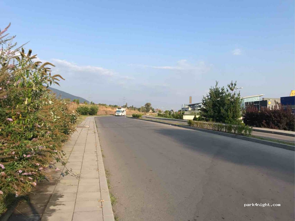 (1434) Sofia - Unnamed Road — foto