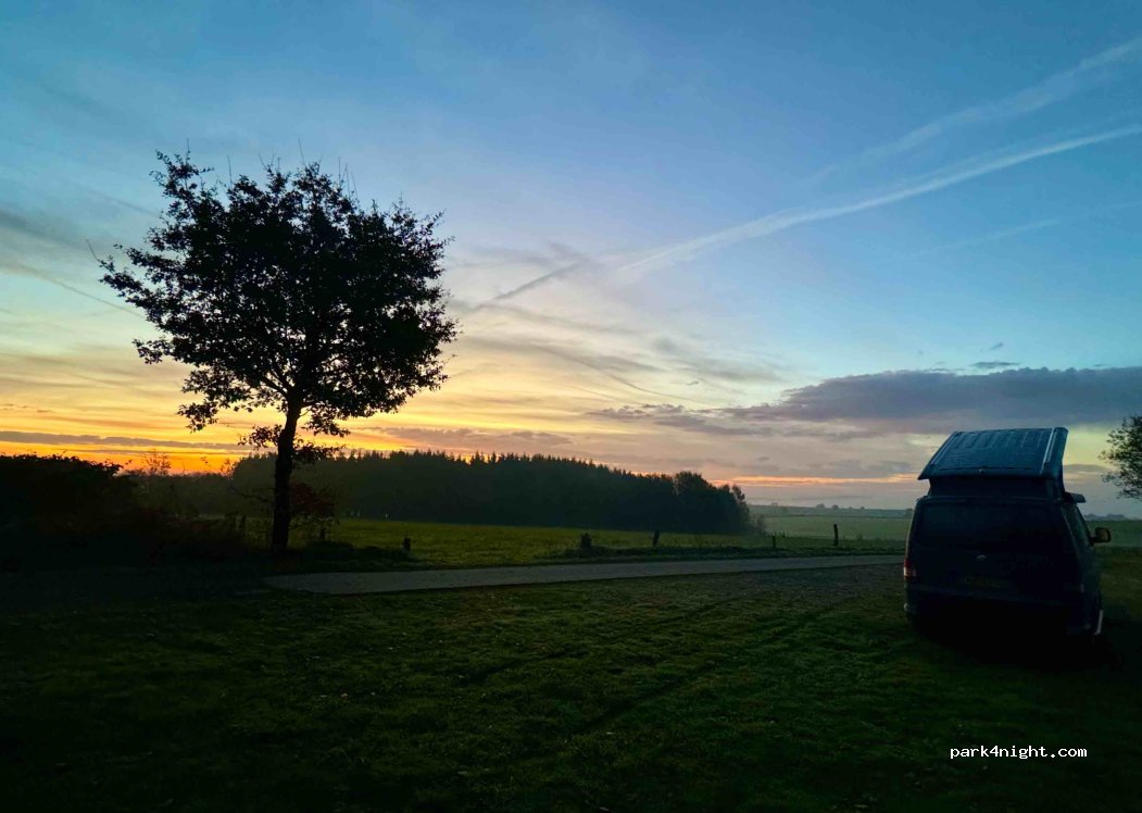 (6640) Vaux-sur-Sûre - Unnamed Road — foto 5