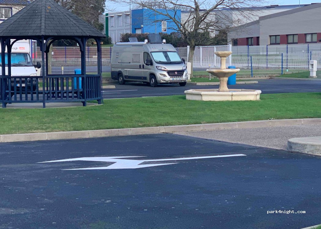 (50700) Valognes - 5 Route de la Brique — foto 2