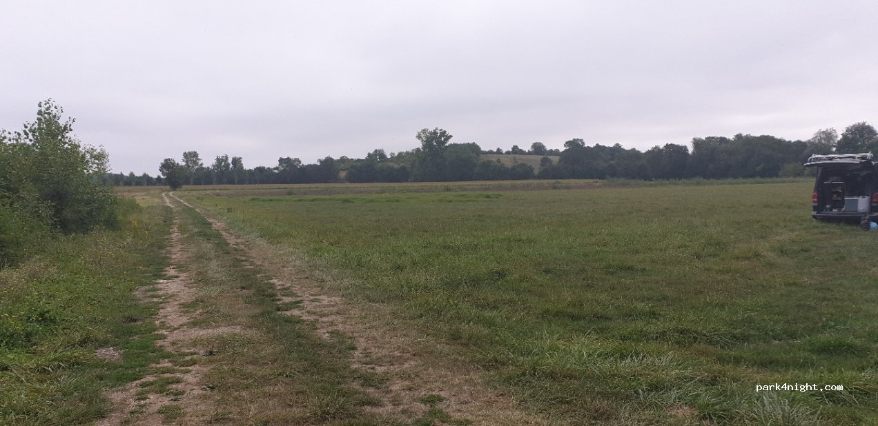 (16460) Mouton - Les Rivières — foto