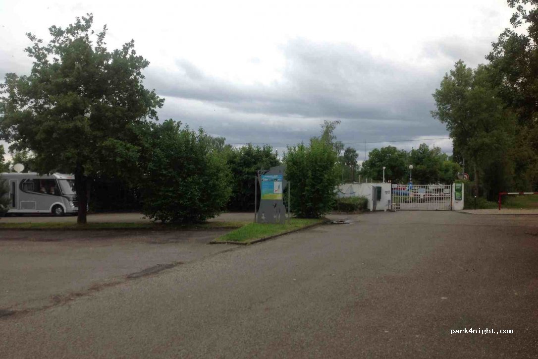 (67115) Plobsheim - Route du Plan d'Eau — foto