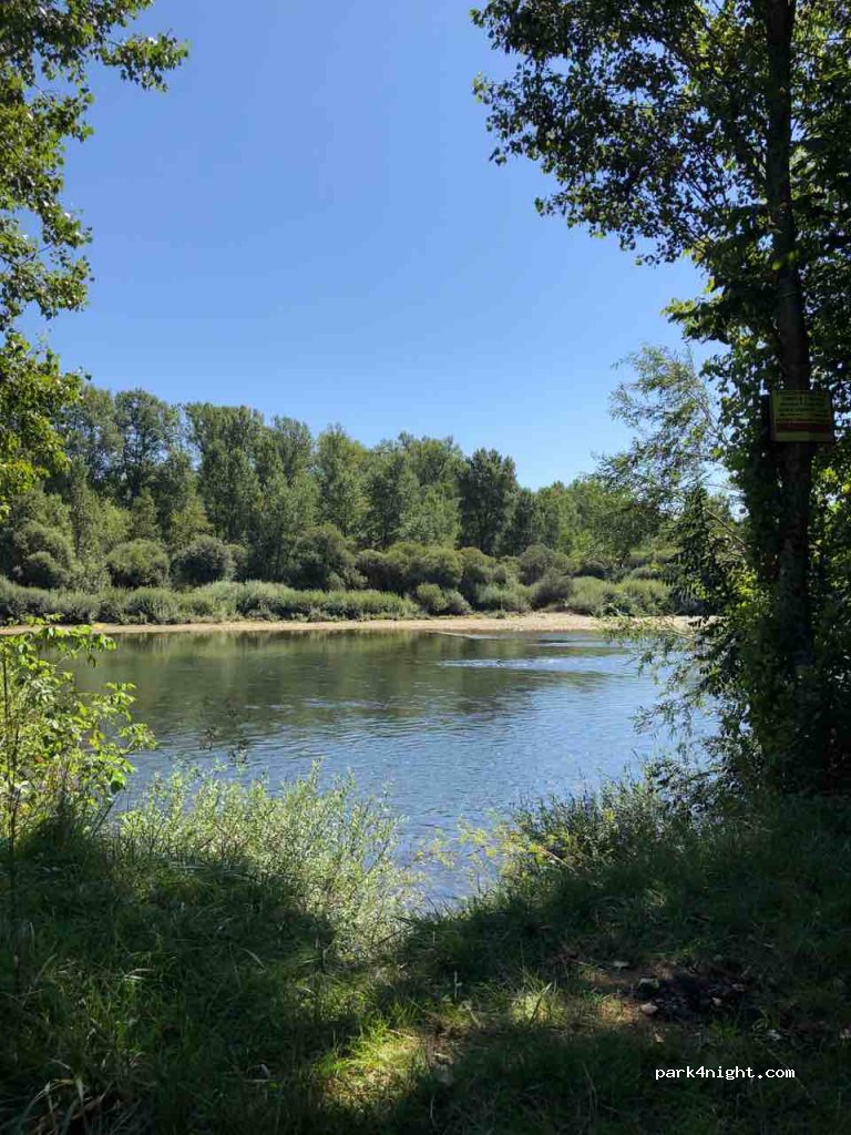 (01320) Villette-sur-Ain - D984 — foto