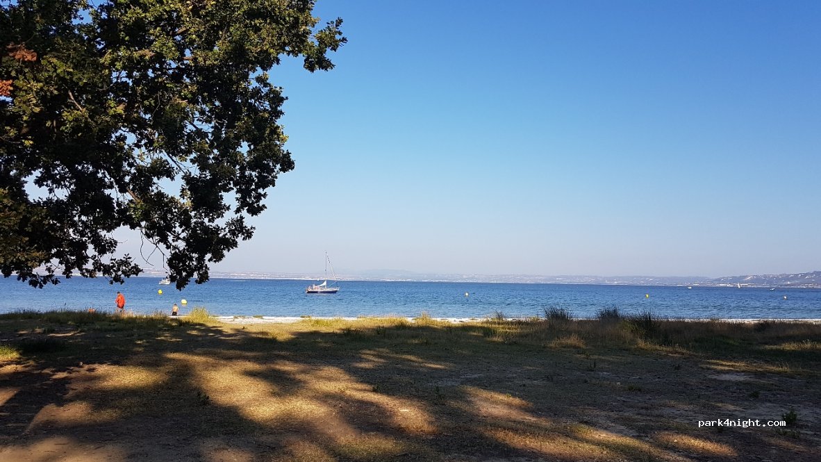 (13500) Martigues - Avenue du Grand Parc — foto 3