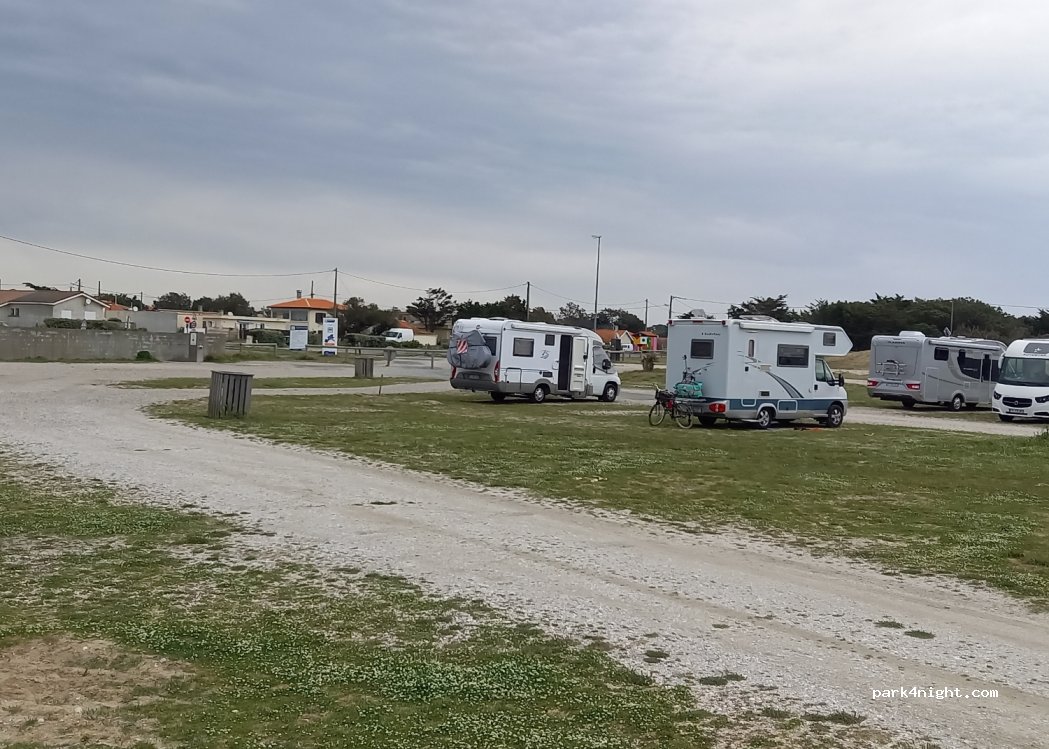 (33930) Vendays-Montalivet - 3 Boulevard de Lattre de Tassigny — foto 2