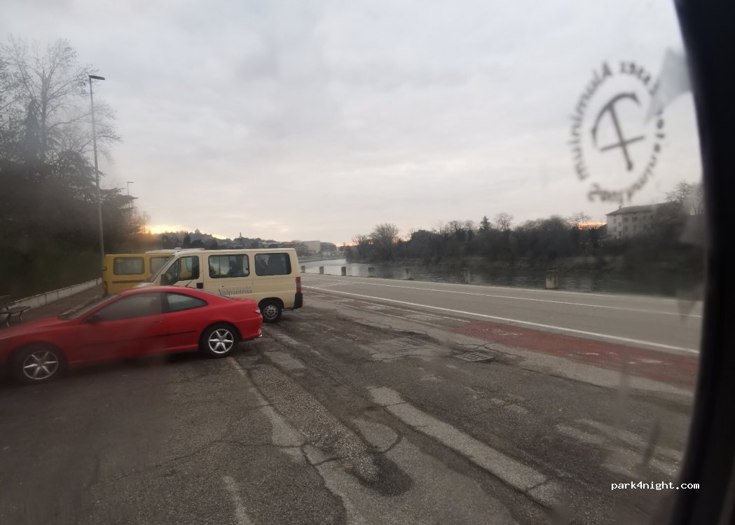 (37124) Verona - 21 Via Saval — foto