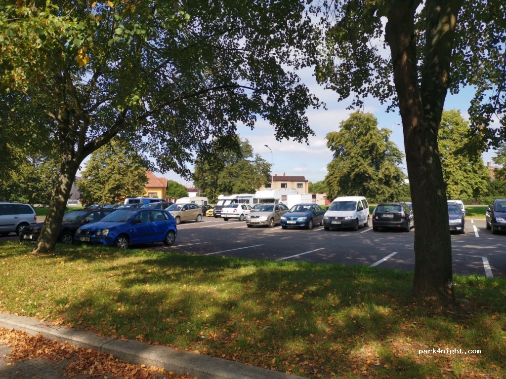 (533 51) Pardubice - Legionářská, Grusova — foto