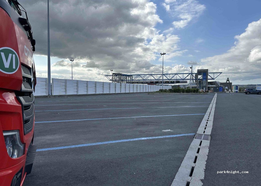 (76430) Sandouville - Route de l'Estuaire — foto 3
