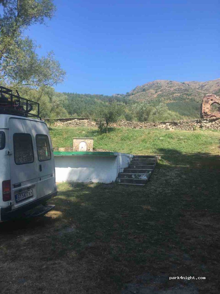(2089) Anton /  Pirdop - Unnamed Road — foto
