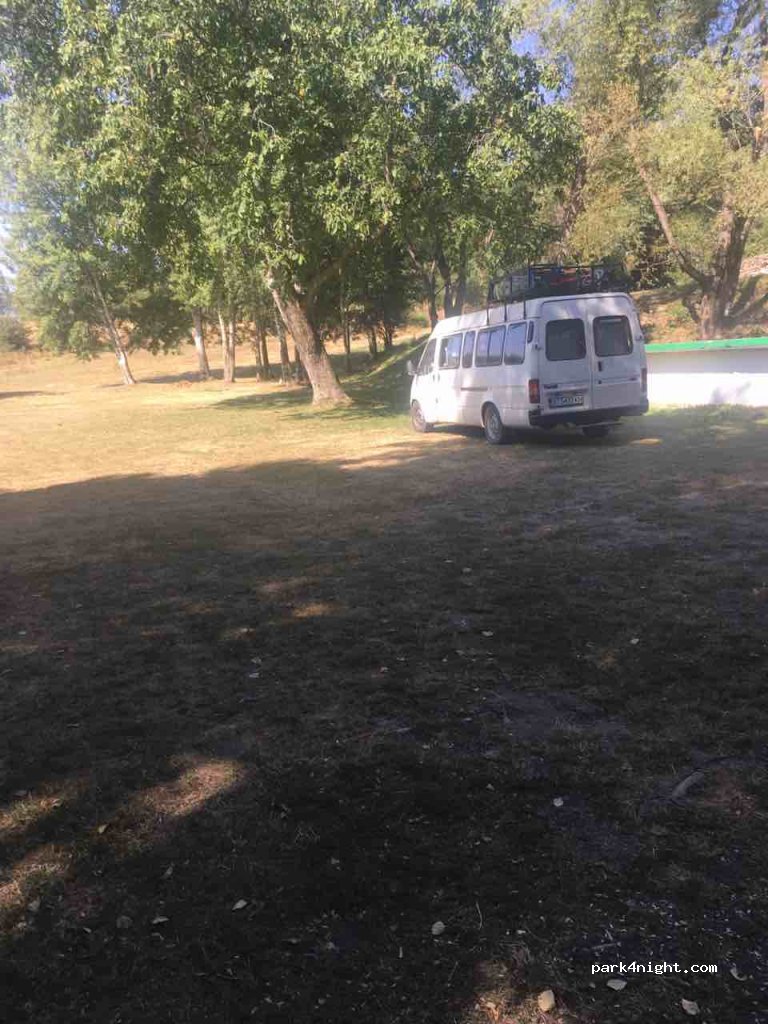 (2089) Anton /  Pirdop - Unnamed Road — foto 2