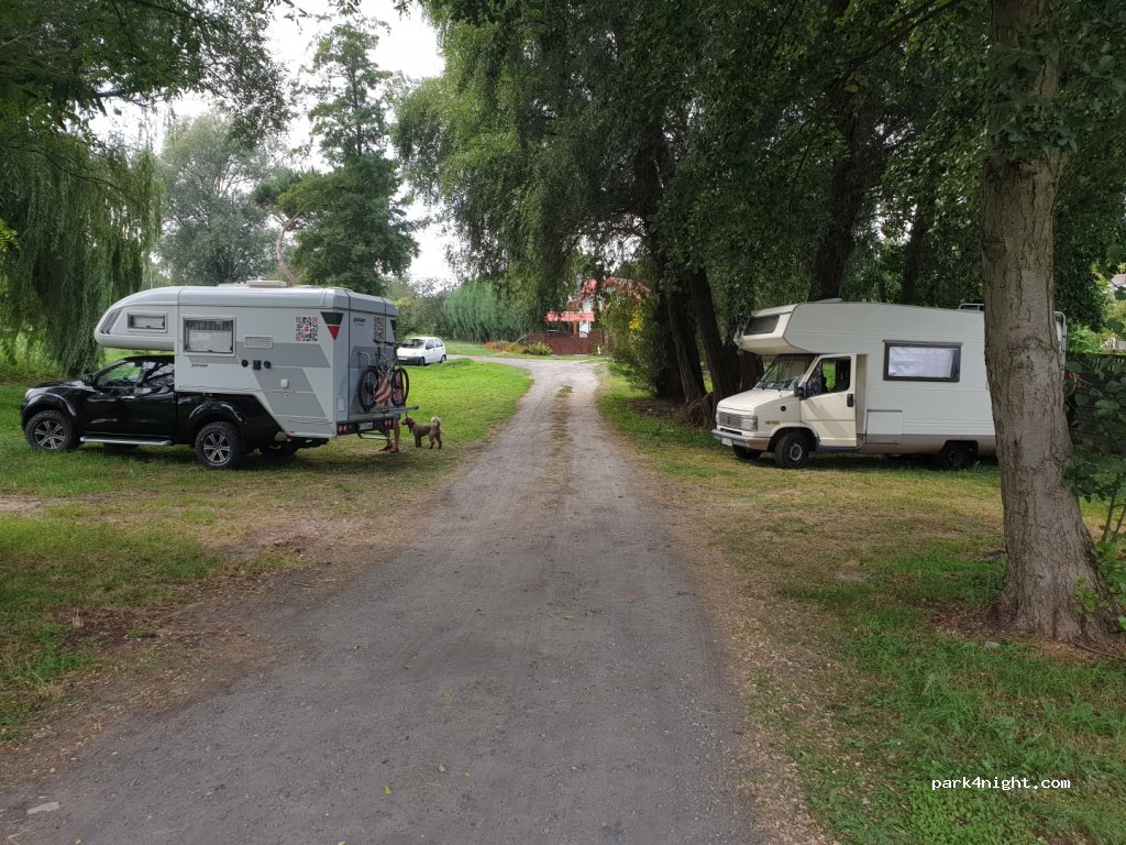 (72-500) Międzyzdroje - 87 Adama Wodziczki — foto