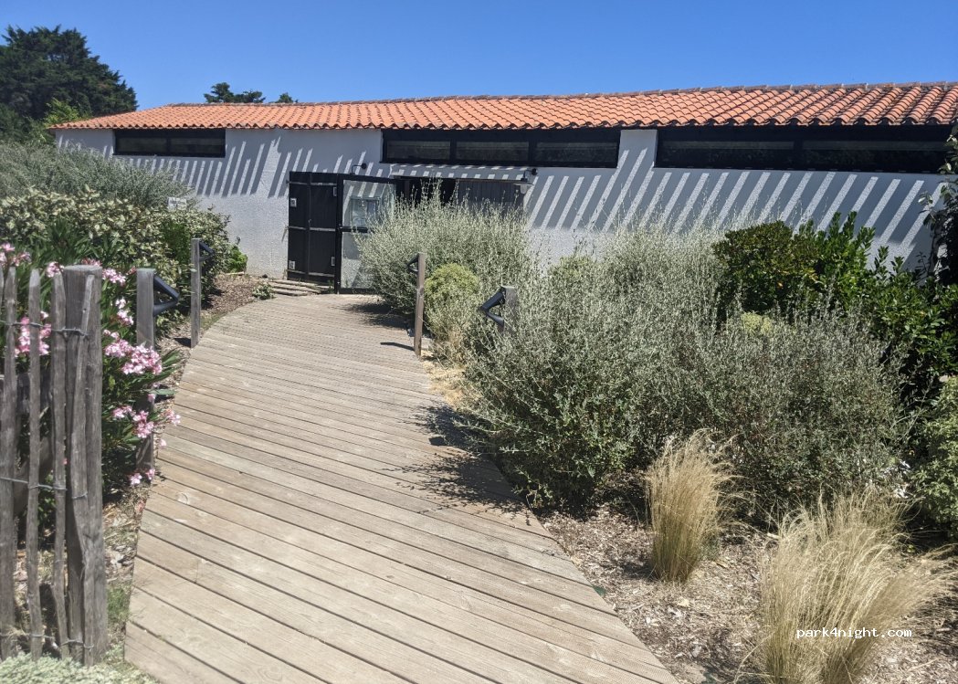 Camping les Baleines — foto 2