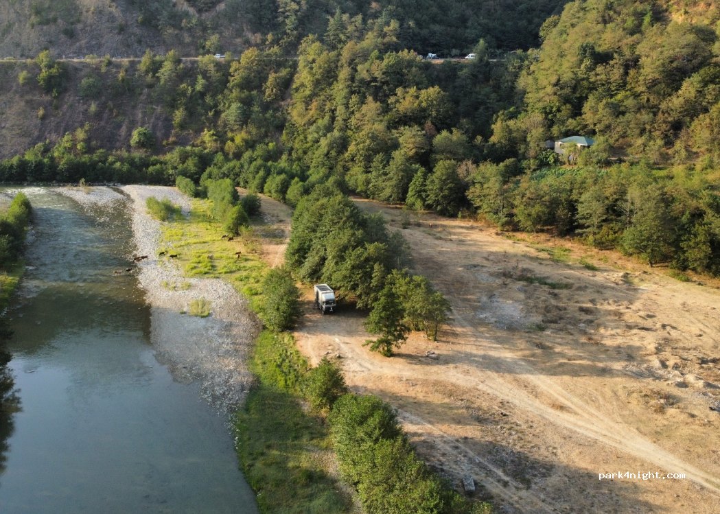 () Ubisa - Tbilisi - Senaki - Leselidze Highway — foto