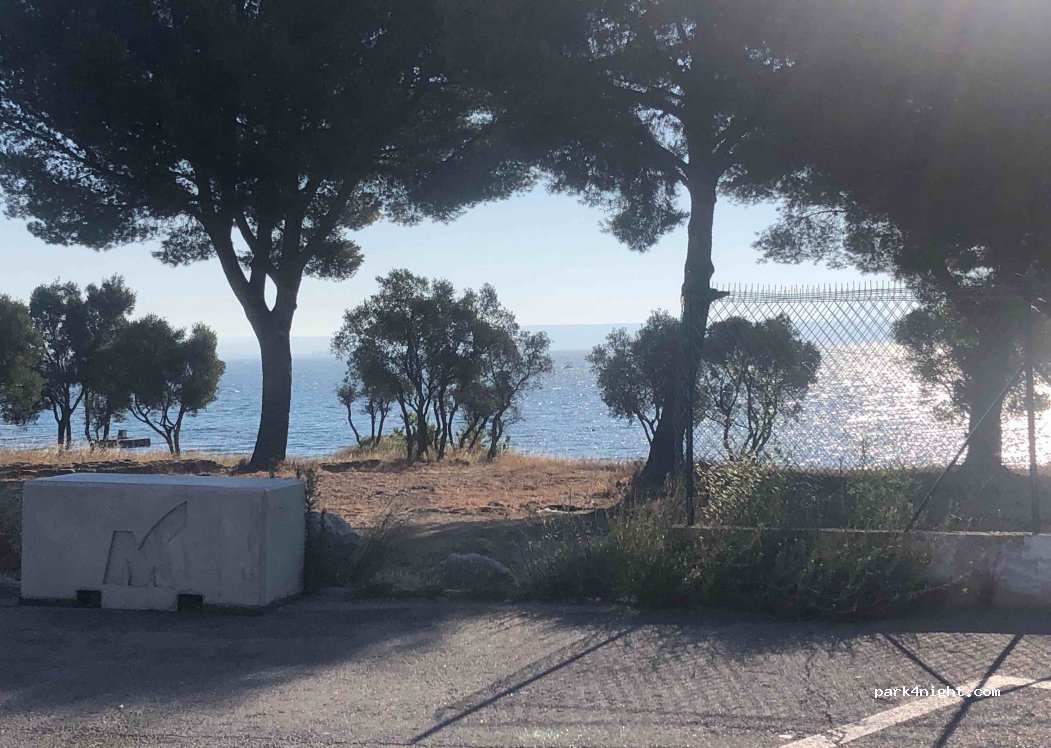 (13500) Martigues - Avenue du Docteur Fleming — foto 4
