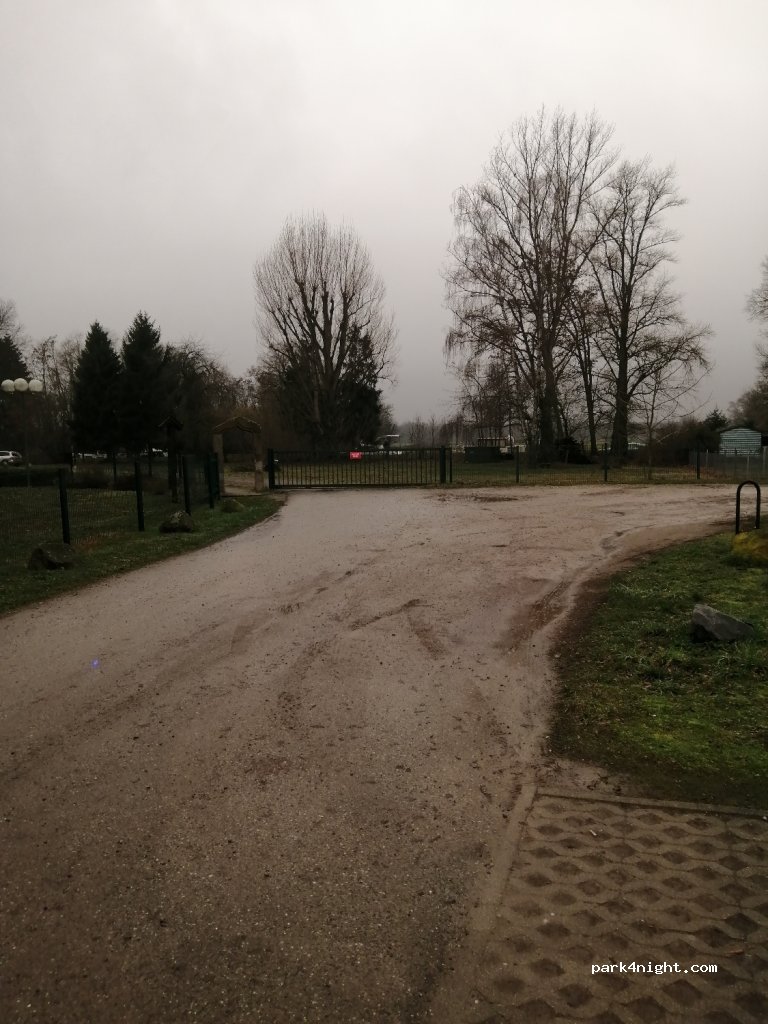 (67115) Plobsheim - Notre Dame du Chêne — foto