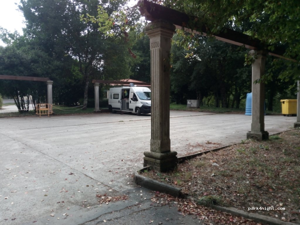 (36519) Pontevedra - 5845 Lugar Mouriscade — foto