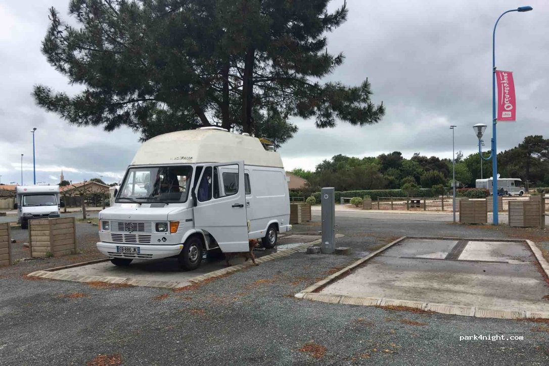 (33123) Le Verdon-sur-Mer - 7-21 Rue du Levant — foto 2