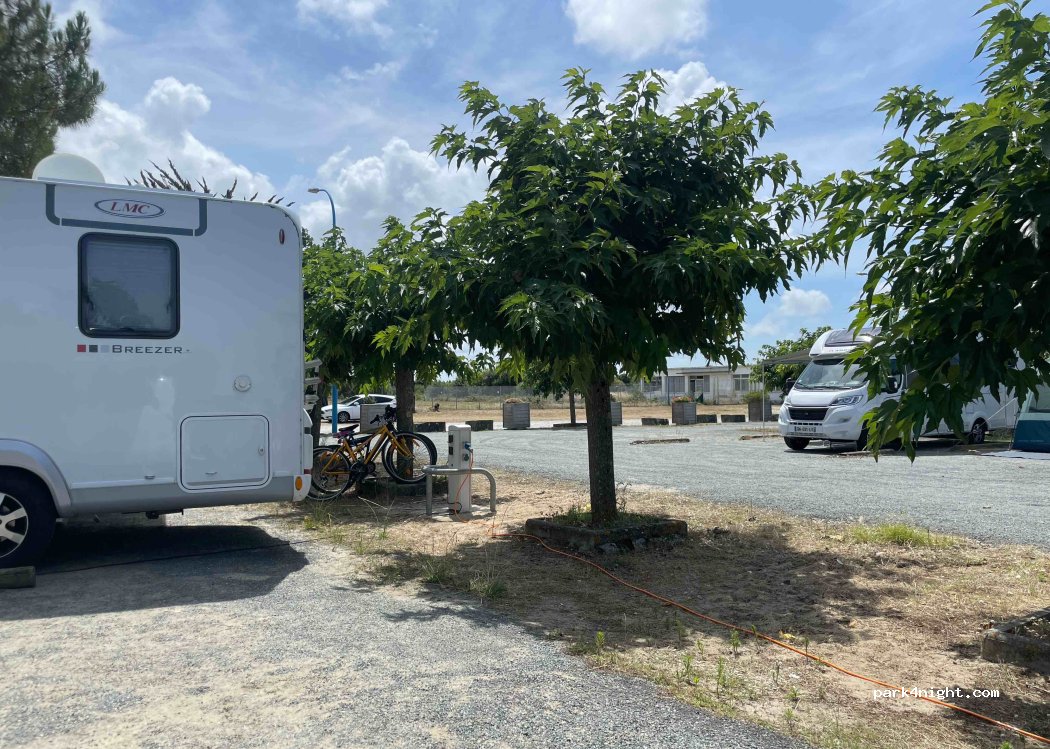 (33123) Le Verdon-sur-Mer - 7-21 Rue du Levant — foto 3