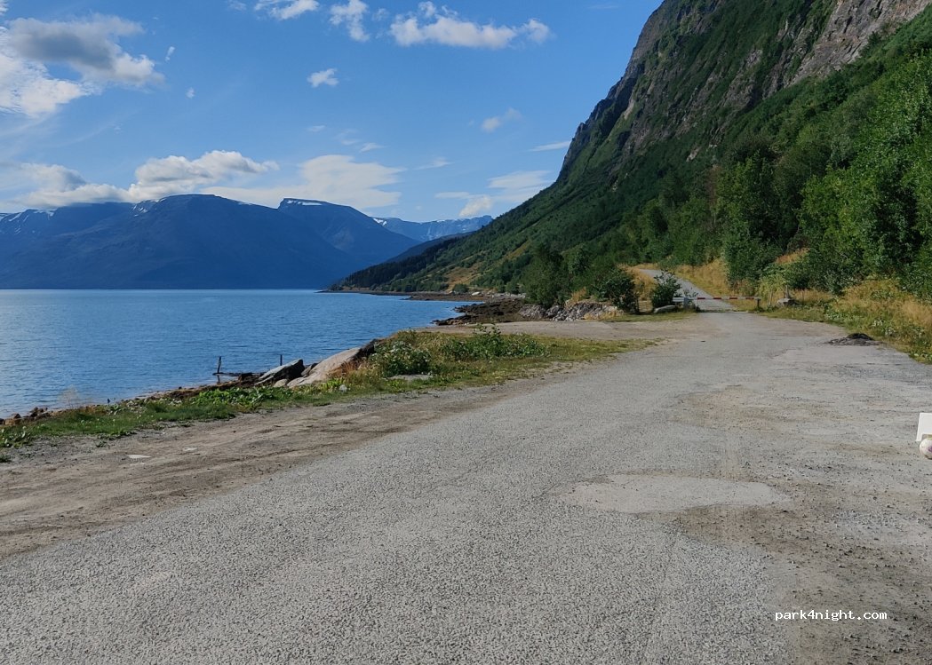 (9060)  - Primær Fylkesveg 868 — foto 2