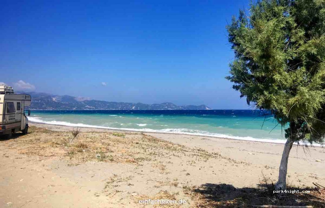 (340 09) Mourteri - Unnamed Road — foto