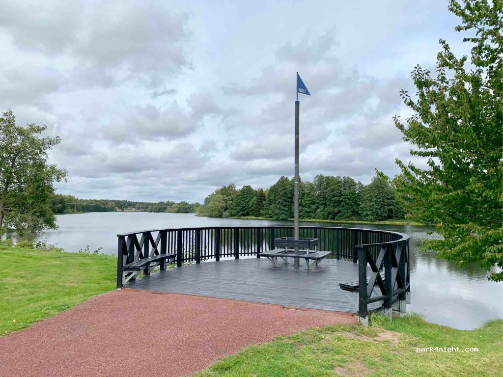 (595 95) Mjölby - E4 Svartån Rest — foto