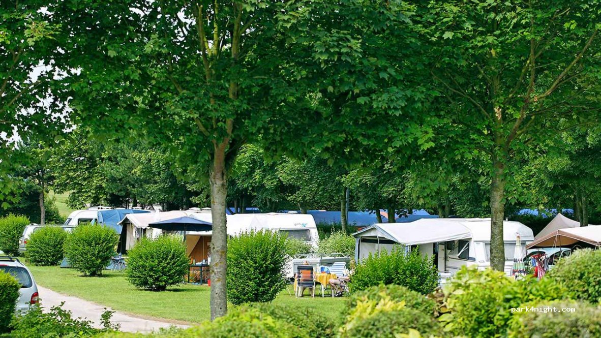 Camping Domaine Du Château De Drancourt — foto 2