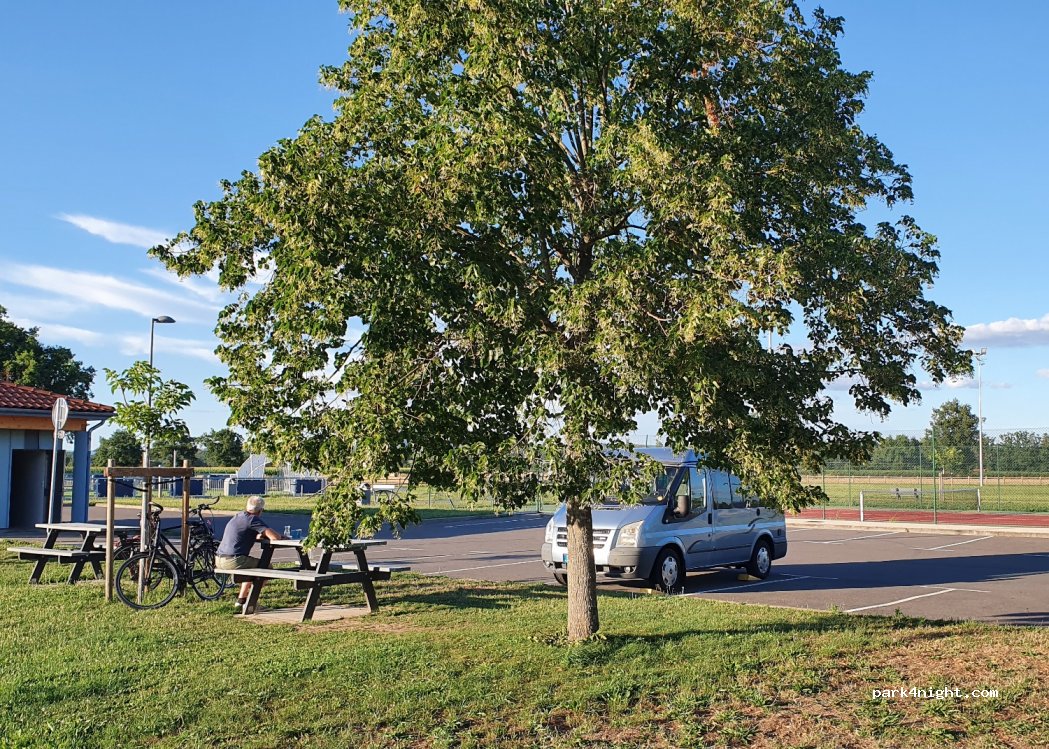 (42340) Rivas - Chemin des Trois Maisons — foto 4