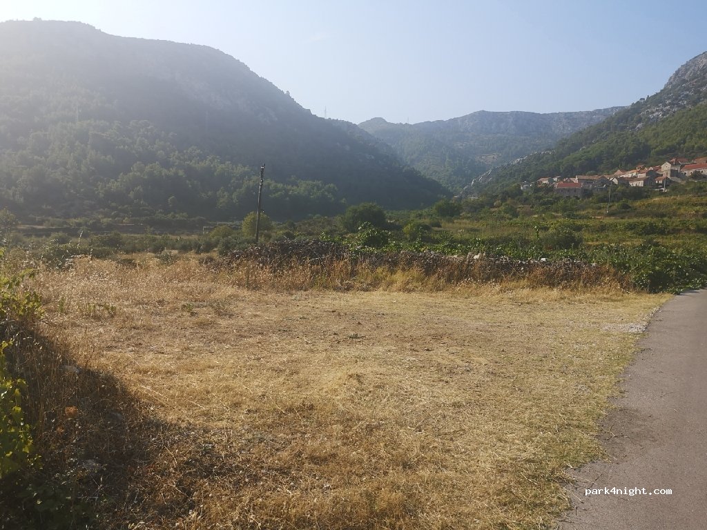 (21465) Pitve - Unnamed Road — foto