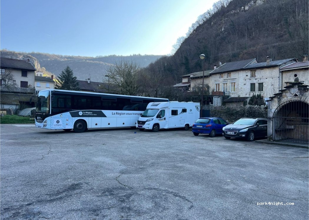 (01450) Cerdon - 1 Rue de la Gare — foto 5