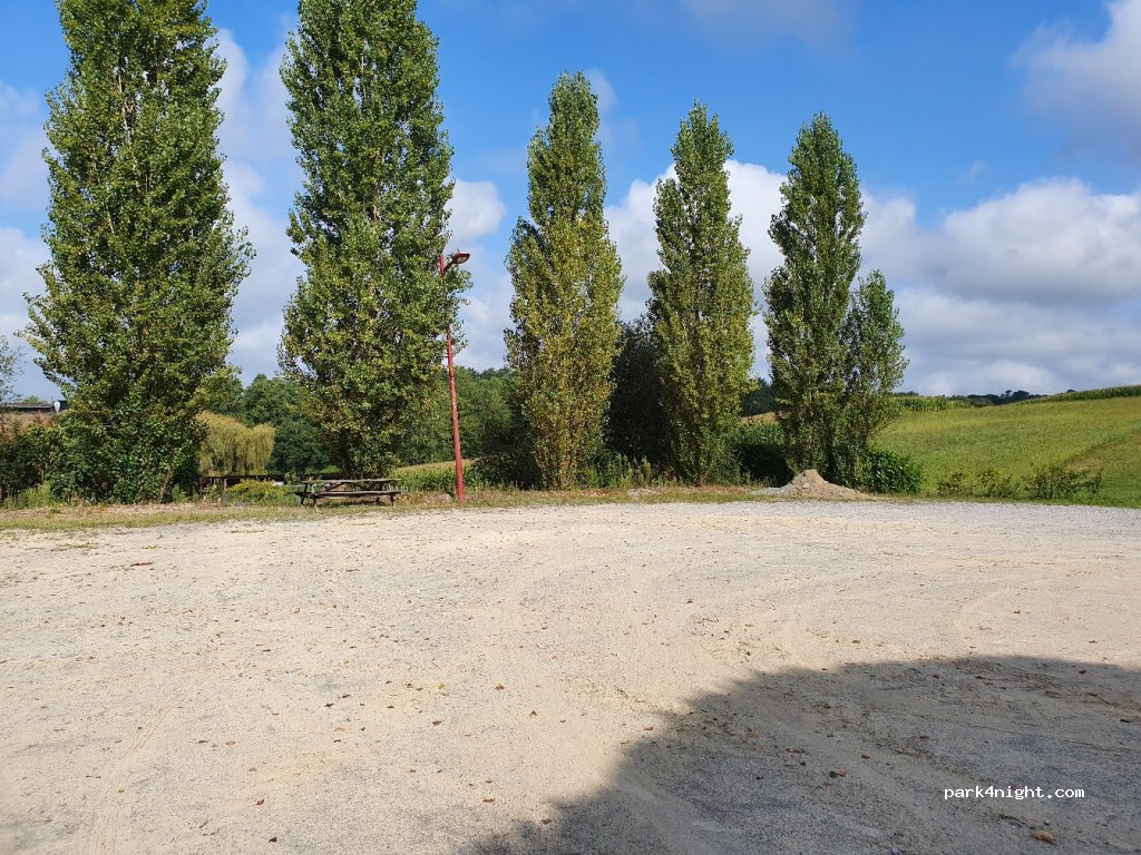 (40380) Poyartin - 11 Route de Montfort — foto 2