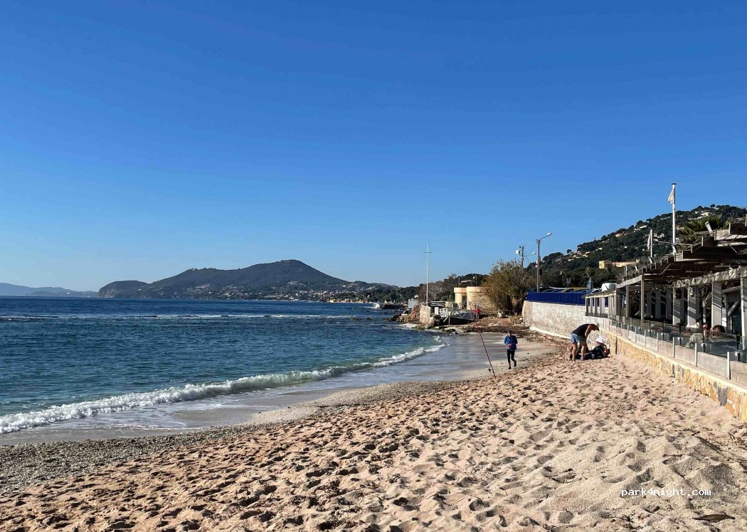 (83400) Hyères - 3087 Route de l'Almanarre — foto 2