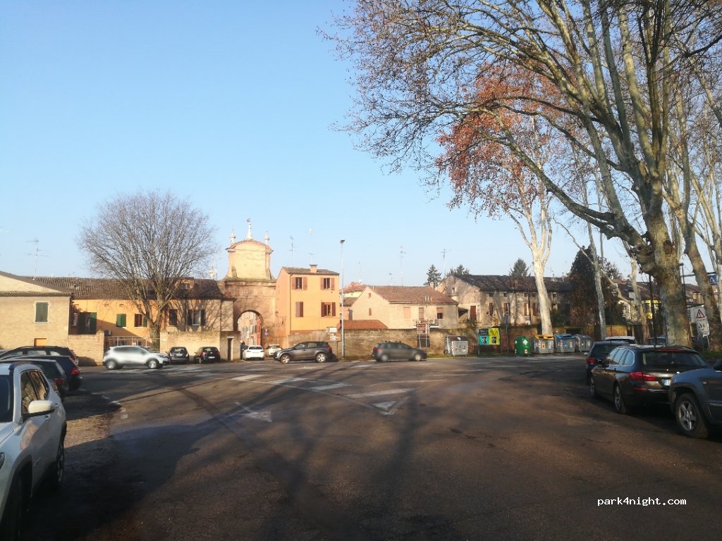 (44123) Ferrara - 19 Viale Alfonso I D'Este — foto 2
