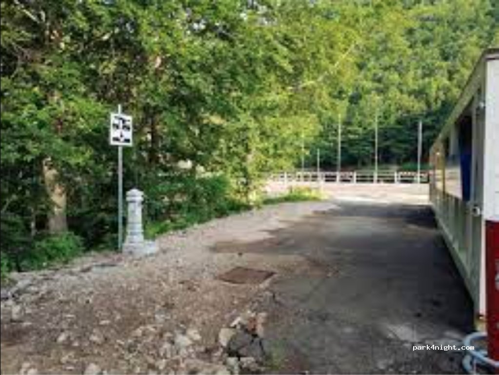 (40042) Lizzano In Belvedere - 17 Strada provinciale del Cavone — foto 2